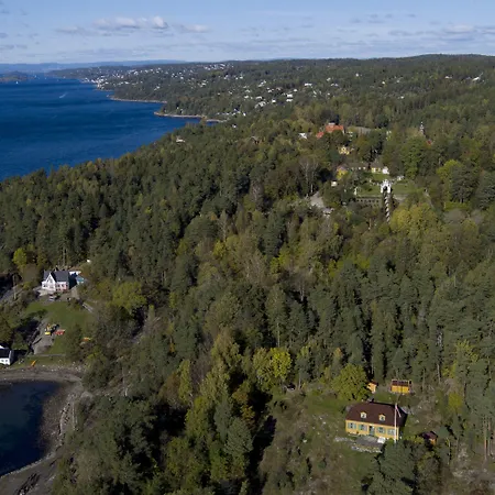 Ramme Fjordhotell - Unike 4* Hvitsten